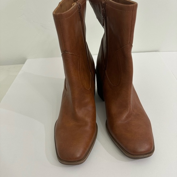 Zodiac Lovie Boot Size 10 color Cognac - Picture 2 of 12